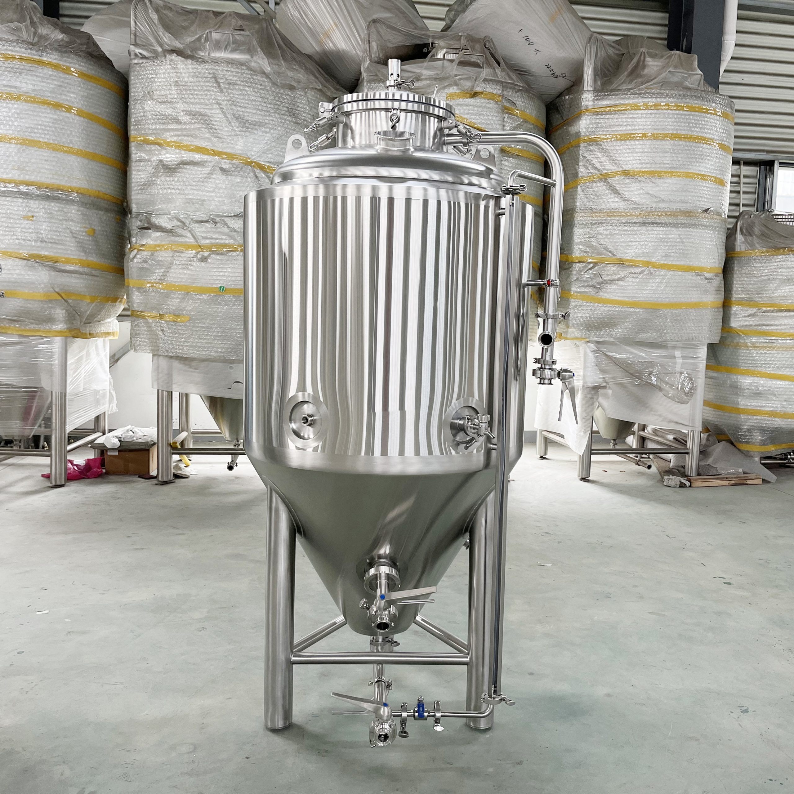 500L-beer-fermentation-tank-scaled-1.jpg