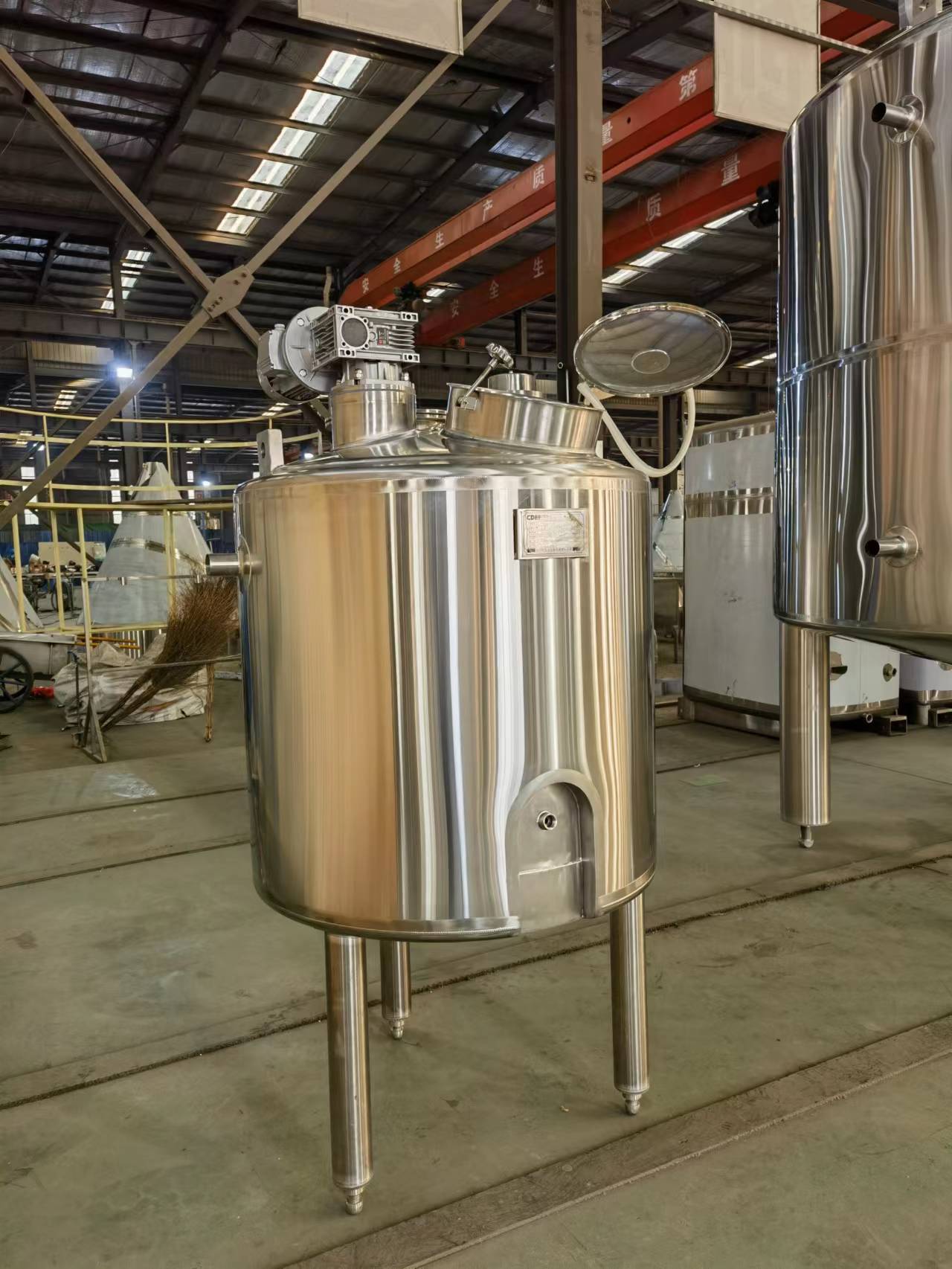 500L-yogurt-blending-tank.jpg