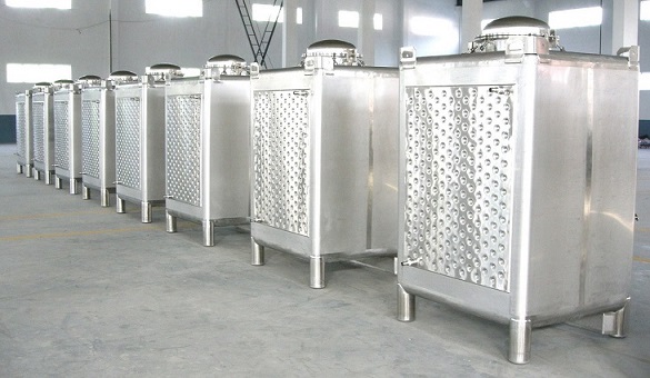 square-fermentation-tanks1.jpg